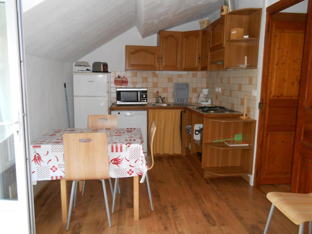 Location Mirande 2 Chambres 4 Couchages 9 Rue De Soupon 拉兰 外观 照片
